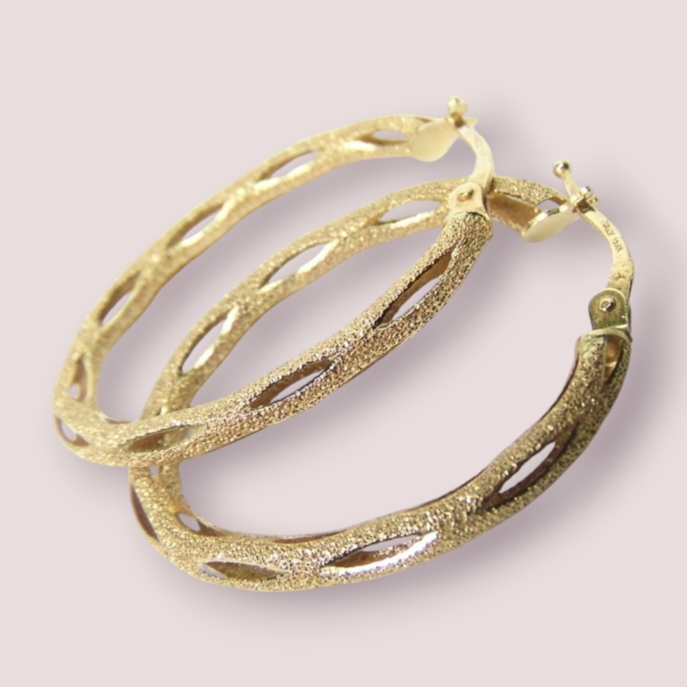 10K yellow GOLD Oval HOOP Cut out Earrings 1.25" - Picture 4 of 9